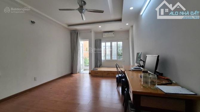 BÁN NHÀ 5 TẦNG -2 XE HƠI THÔNG XÔ VIẾT NGHỆ TĨNH ngay công viên Tầm Vu - 4.1x18m - giá ok - 5