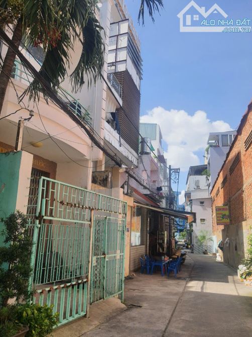 Bán nhà hẻm xe hơi sát mặt tiền đường Đất Thánh,pháp lý rõ ràng, rẻ nhất khu vực - 5