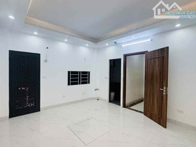 SỐ NHÀ 47 NGÕ 26 CẦU DIỄN DIỆN TÍCH 54M2 X 6 TẦNG LÔ GOC THANG MÁY Ô TÔ TRÁNH KD - 6