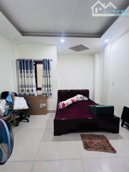 Bán Nhà Phạm Văn Chiêu, Hẻm 6m, 4m x 12m, 4 Tầng, 4 Phòng Ngủ, 6 Tỷ nhỉnh nhẹ - 6
