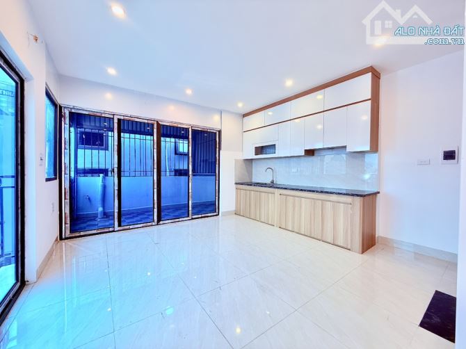 LÔ GÓC – THANG MÁY – GẦN Ô TÔ – NGÕ RỘNG – NỘI THẤT SANG - 6
