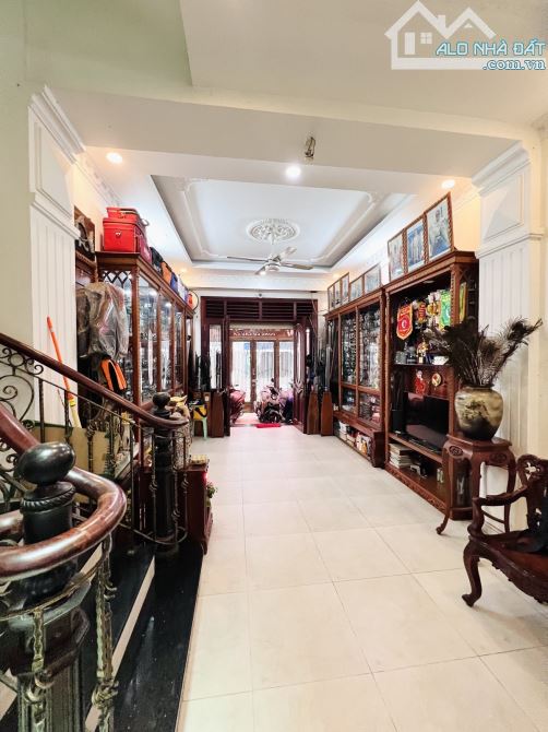Bán nhà Tân Bình - hẻm nhựa 6m ô tô - nở hậu - 80m2 - 3 tầng - 6
