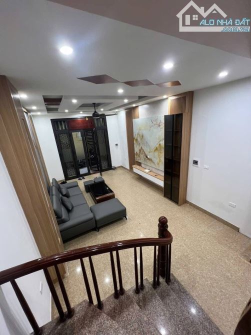 - TÔI CẦN BÁN CĂN NHÀ PHỐ KHƯƠNG HẠ 37M2 - 5 TÂNG - MT 4M - 9,2 TỶ          🍀🍀 Thiết kế - 6