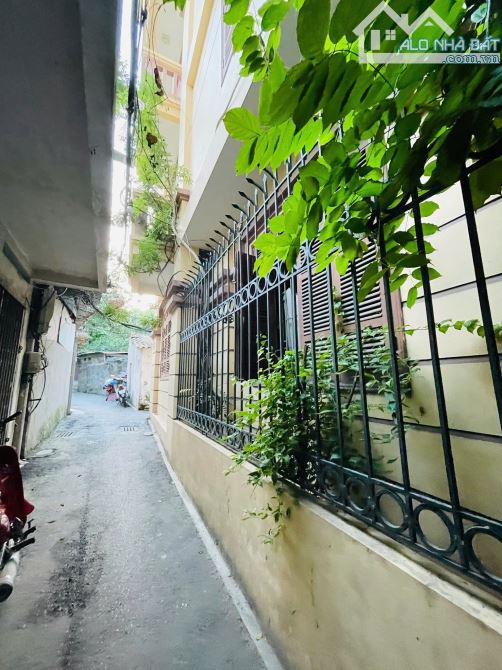 TRÍCH SÀI – MT 18M – 3 MẶT NGÕ – 30M RA HỒ TÂY – 72.8/92M² – 4 TẦNG – 16 TỶ - 6