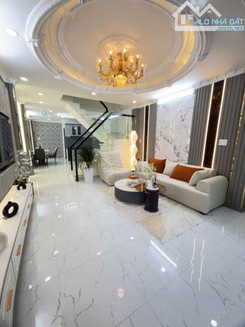 bán nhà mới hoàn thiện hẻm 2177 Huỳnh Tấn Phát, NB, DT 4x12m, 1 lầu. Giá 3,28 tỷ - 6