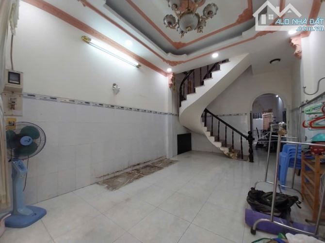 Nhà Gò Vấp hẻm xe hơi thông 2 tầng 90m2 sử dụng đường số 51 phường 14 gần bờ kênh - 6