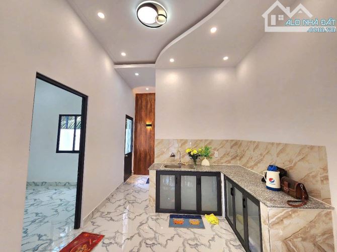 🏠 Nhà dễ thương vô cùng mà bán chỉ 999tr ở Tân Xuân Hóc Môn sổ hồng riêng - 6