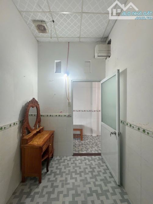 BÁN NHÀ CẤP 4 – KDC THÀNH GIAO – LONG TUYỀN, BÌNH THỦY Giá: 1 tỷ 370 triệu - 6