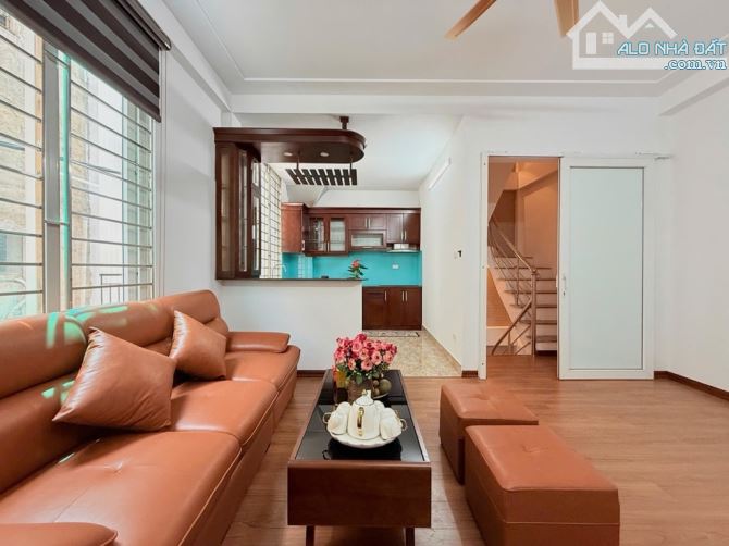 SIÊU PHẨM KIM GIANG-10M RA Ô TÔ TRÁNH-GẦN PHỐ-FULL NỘI THẤT-36M2-6 TẦNG-8,2 TỶ - 6