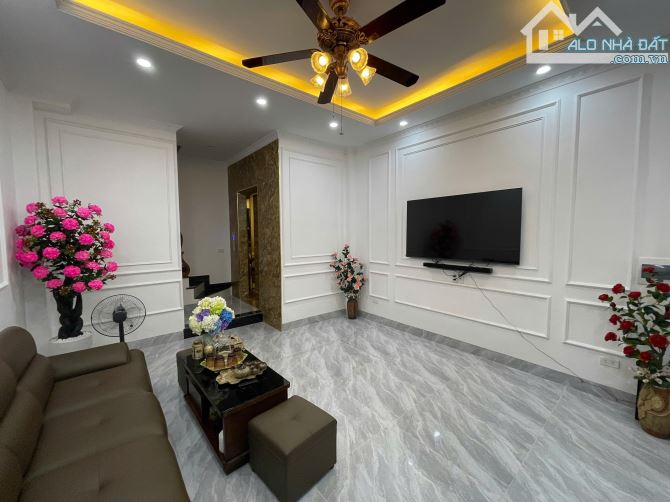 Bán nhà 157 phố Pháo Đài Láng,Láng Thượng,Đống Đa 34m,6 t thang máy 8,6 tỷ - 6