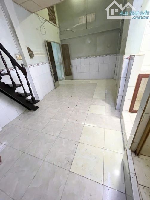 NHÀ Đ. VÕ VĂN KIỆT, QUẬN 1, 25M2, 3TẦNG, 2PN, 2WC, NỞ HẬU, GẦN CẦU ÔNG LÃNH, CHỈ 2.99 TỶ - 6