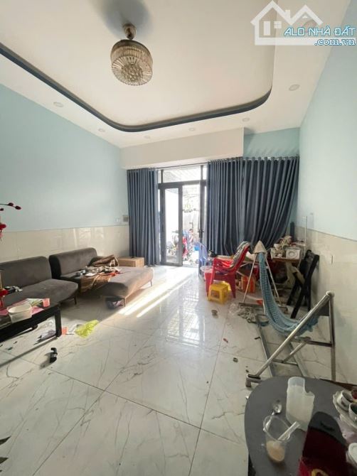 Kỹ Sư Thiết Kế Hiện Đại - Bình Thành - BHH B - Bình Tân - 3 Tầng 100m2 - HXH Thông - 5.xTy - 6