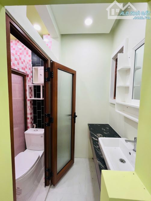 Nhà CHO THUÊ NHÀ TRỆT 1 LẦU VÀ SÂN THƯỢNG MỚI XÂY HẺM 388 NGUYỄN VĂN CỪ - 7