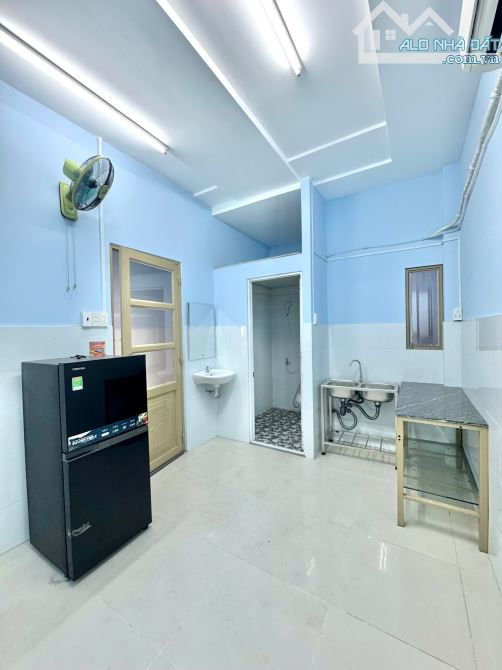 Phòng trọ 15-20m2 mặt tiền Tân Hương, giờ giấc tự do - 7