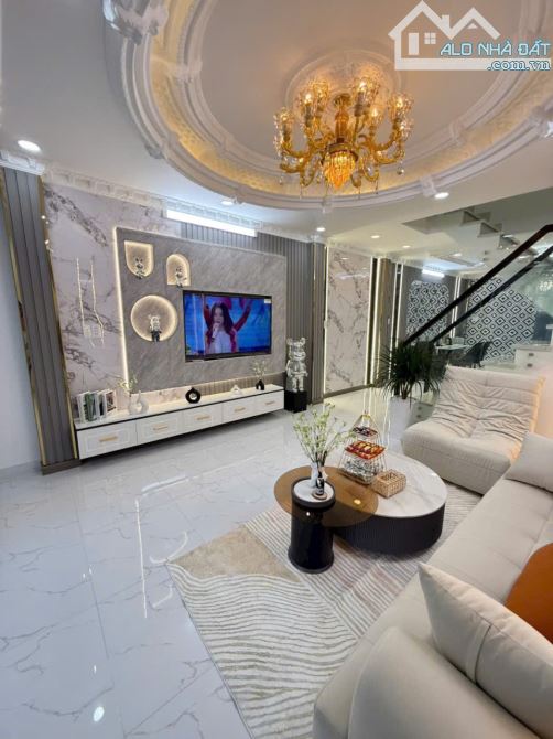 bán nhà mới hoàn thiện hẻm 2177 Huỳnh Tấn Phát, NB, DT 4x12m, 1 lầu. Giá 3,28 tỷ - 7