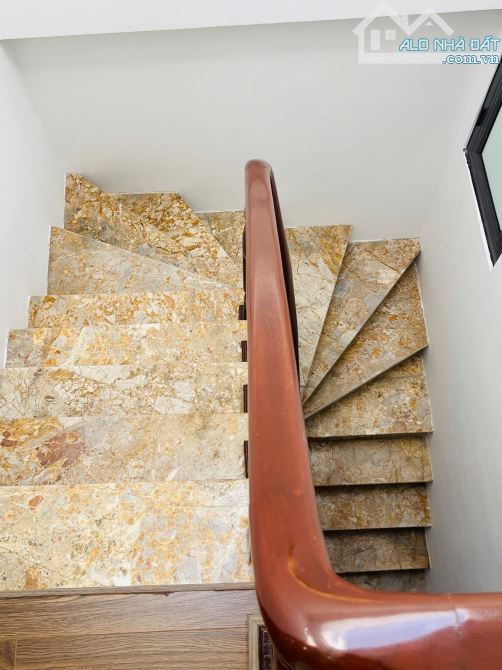 Bán nhà Kim Giang :40m2, 4 tầng, gần ô tô. Giá 8.65 tỷ - 7