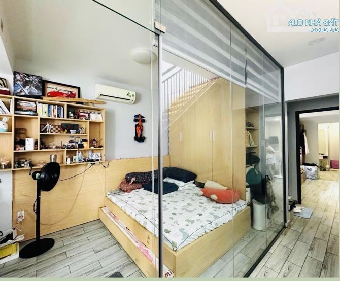 BIỆT THỰ PHỐ VÂN ĐỒN HẼM TO 4-5 MÉT  NGANG ĐẸP BỀ THẾ GẦN 5 MÉT GẦN SÁT MT VUÔNG VỨC NHÀ - 7