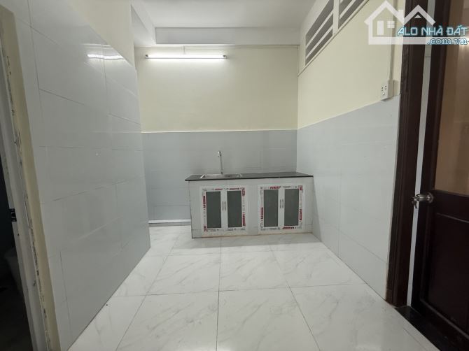 Chung cư 336/9A Phan Văn Trị, 63m2, 2 PN, tầng 2, có sổ, 3.35 tỷ - 7