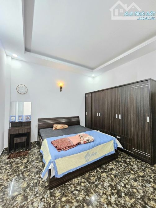 BÁN NHÀ MẶT TIỀN TÂN THỚI HIỆP 21 Q12 - 192M2 - 2 TẦNG - HƠN 14 TỶ. - 7