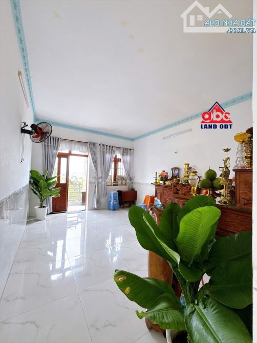 NP144 Bán nhà 2 lầu mái thái mặt tiền buôn bán tâm huyết vị trí 2 Bùi Trọng Nghĩa P.Trảng - 7