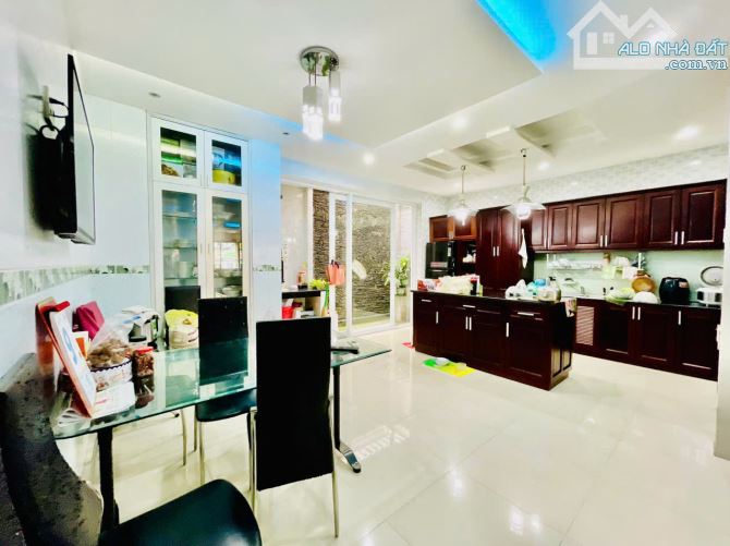 CỰC HIẾM CHỈ 122TR/M2 ! BIỆT THỰ MINI VIEW SÔNG BÌNH LỢI P13 - HẦM 4 TẦNG 6X22M CHỈ 16 TỶ - 7