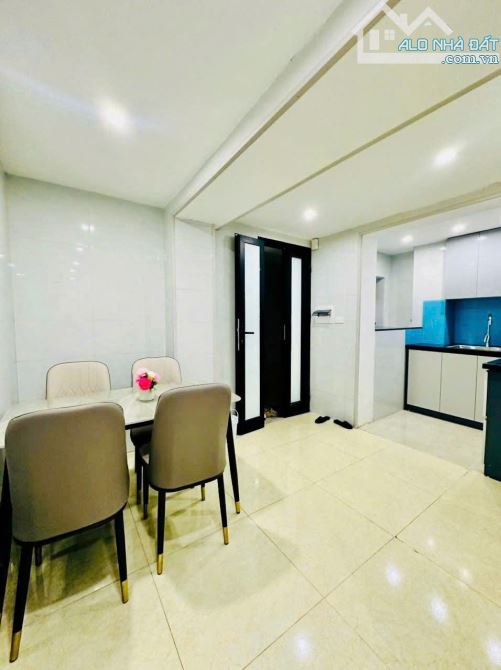 BÁN CHTT TẦNG 1 120M² – 3PN, KD, NGÕ Ô TÔ, TRƯỜNG CHINH, THANH XUÂN. 4,8 TỶ - 7