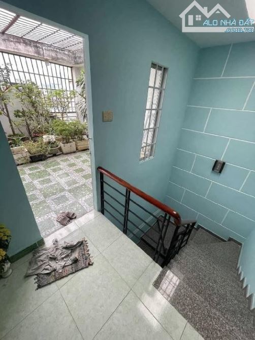 Bán Nhà Quận 7 - 4 Tầng - 80m2 - Hẻm Xe Hơi - Nhỉnh 8 Tỷ - 7