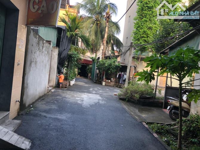 Bán nhà Hà Đông - 2 Mặt ngõ ô tô tránh - nhà 3 tầng dân xây - diện tích rộng - 7