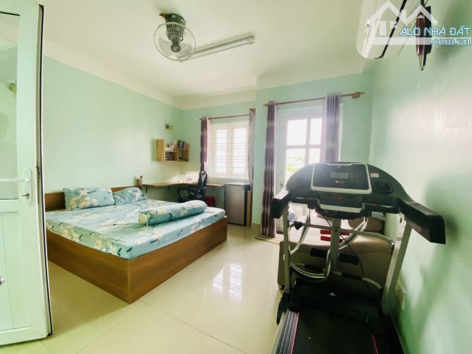 NHÀ ĐẸP Ở NGAY - BÙI QUANG LÀ - GÒ VẤP - 84M2 - 3 TẦNG - 6 PHÒNG NGỦ - VỪA Ở VỪA CHO THUÊ - 7