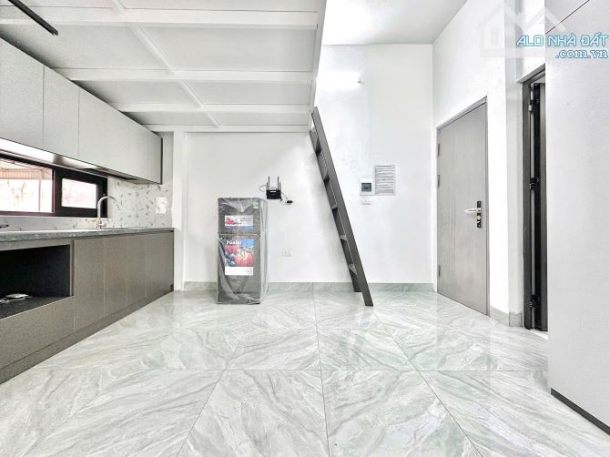 BÁN TÒA NHÀ CCMN ĐƯỜNG TRIỀU KHÚC. 50M2 - 7 TẦNG. THANG MÁY. 11 PHÒNG. - 7