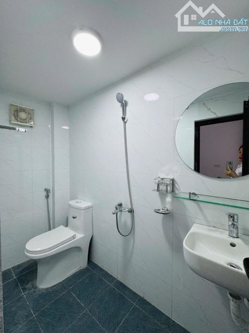 Siêu hot Gốc Đề - Hoàng Mai 26m 4 tầng 2 thoáng full nội thất Nhà đẹp chỉ 5.6 tỷ - 8