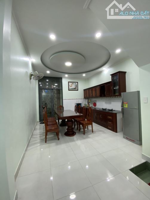 Nhà 3 Tầng BTCT Đẹp Mới – Đường 8m KDC Saigon Mới – TT Nhà Bè - 8