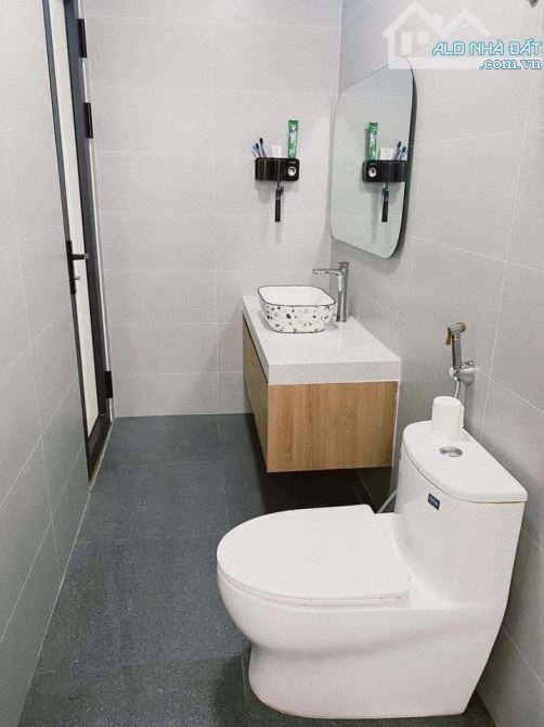 🔥 Chuẩn bị đi nước ngoài bán nhà đường Hương Lộ 2 - Quận Bình Tân / 45,8m² / Giá 1 Tỷ 360 - 8