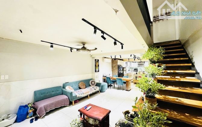 BIỆT THỰ PHỐ VÂN ĐỒN HẼM TO 4-5 MÉT  NGANG ĐẸP BỀ THẾ GẦN 5 MÉT GẦN SÁT MT VUÔNG VỨC NHÀ - 8
