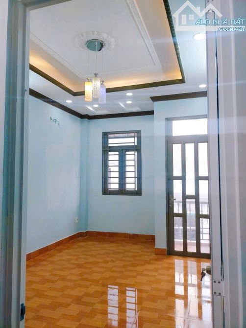 Nhà đẹp Ngang 3.6 x 10 đúc 3 tấm Q4 - 8