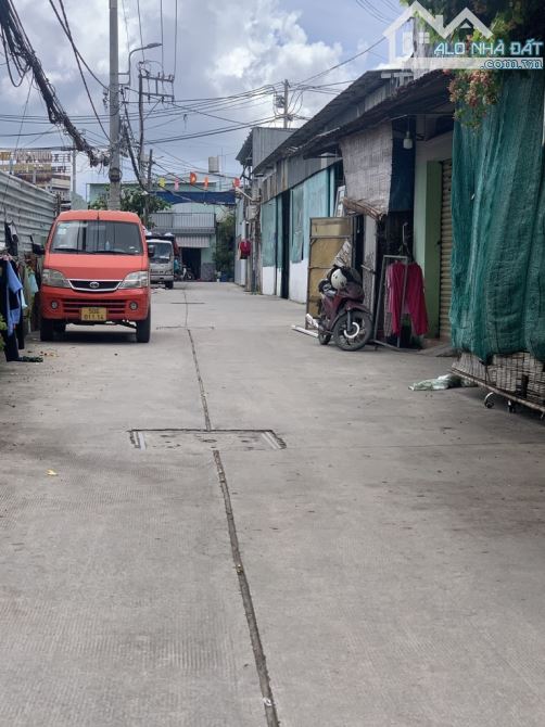 Nhà 3 tầng đường TÂN THỚI NHẤT 06, phường TÂN THỚI NHẤT, Q12, dt 192m2 (9,7mx20m), Hẻm Ôtô - 8