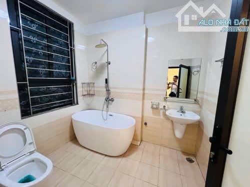 💥💥💥NHÀ ĐẸP Ở NGAY - Ô TÔ ĐỖ CỬA - KINH DOANH - CÁCH 30M RA MẶT PHỐ  💥💥 - 8