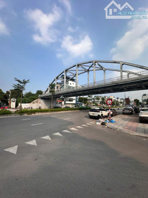 BÁN NHÀ NGỌC THUỴ - LONG BIÊN, 43M2, 8,5 TỶ, Ô TÔ VÀO TẬN NHÀ - 8