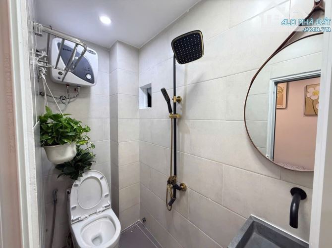 📌📌📌LÀM VIỆC TRỰC TIẾP GIÁ TỐT !!! Nhà 2 tầng kiệt 266 Hoàng Diệu - 8