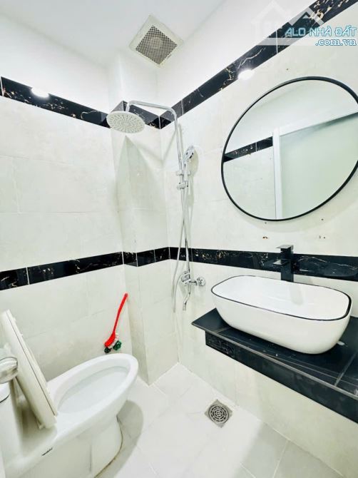 Bán nhà đẹp sổ riêng đường Dương Cát Lợi, NB, Dt 3 x14m, 1 lầu. Giá 3,89 tỷ - 9