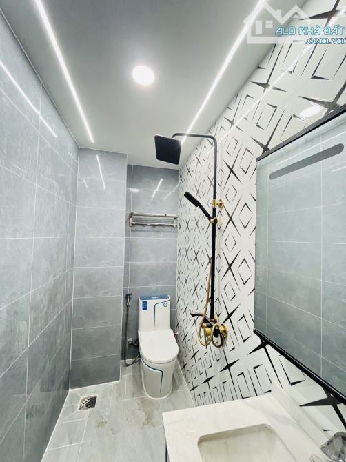 💥 Nhà 5 Tầng Kiên Cố Hương Lộ 2 - Thông Lê Văn Quới - Hẻm 6M Xe Hơi Ngủ Trong Nhà - 54m2 - 9