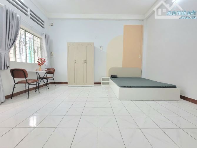 Căn Hộ Tách Bếp Có Ban Công Quận 10 Gần Vạn Hạnh Mall, ĐH Hoa Sen, ĐH Kinh Tế - 9