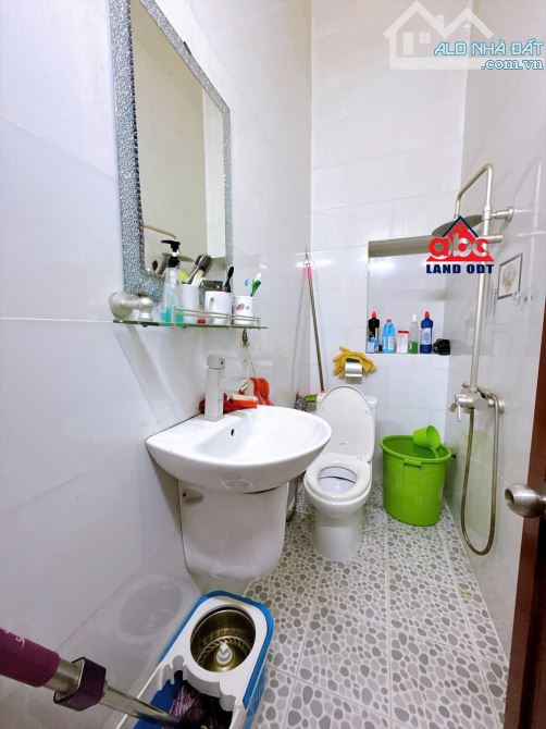 NP144 Bán nhà 2 lầu mái thái mặt tiền buôn bán tâm huyết vị trí 2 Bùi Trọng Nghĩa P.Trảng - 9