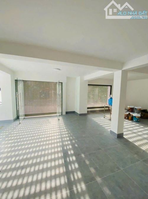 Bán nhà An Phú căn góc mặt đường Thân Văn Nhiếp Quận 2 cũ gần chợ Giồng (130m2) 33 tỷ - 9