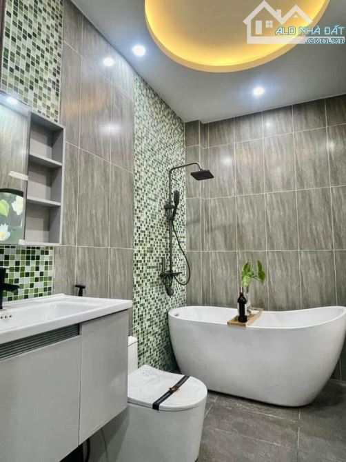 ✅ Bán nhà 1 trệt 2 lầu thuộc hẽm Nguyễn Minh Đường , Phường 4 , TP Tân An _ 5 x 20m2 - 9
