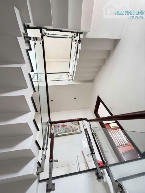 BIỆT THỰ 4 TẦNG MẶT TIỀN TRƯƠNG VĂN THÀNH – DT 235M2 (NGANG10M) – NỘI THẤT GỖ CĂM XE - 9
