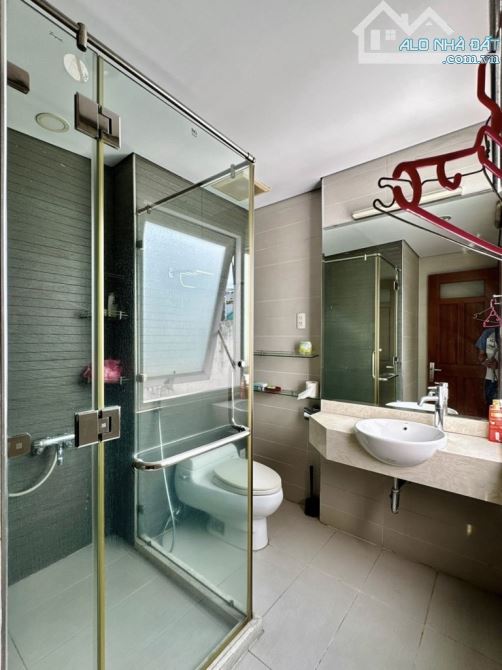 Nhà sát MT H.V.Bánh (73m2) 4.8x14m nở hậu 6m 5 tầng (5PN,7WC) tặng NT cao cấp nhỉnh 17 tỷ - 9