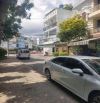 Bán CHDV HXH 1 trục Dương Quảng Hàm 138m2  5 lầu 16PN khép kín TN 720tr 16.5 tỷ