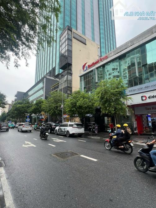 BÁN ĐẤT VÀNG 800M² 2 ĐIỆN BIÊN PHỦ – PHẠM NGỌC THẠCH, Q.3 – 2 HẦM + 12 TẦNG – GIÁ 430 tỷ