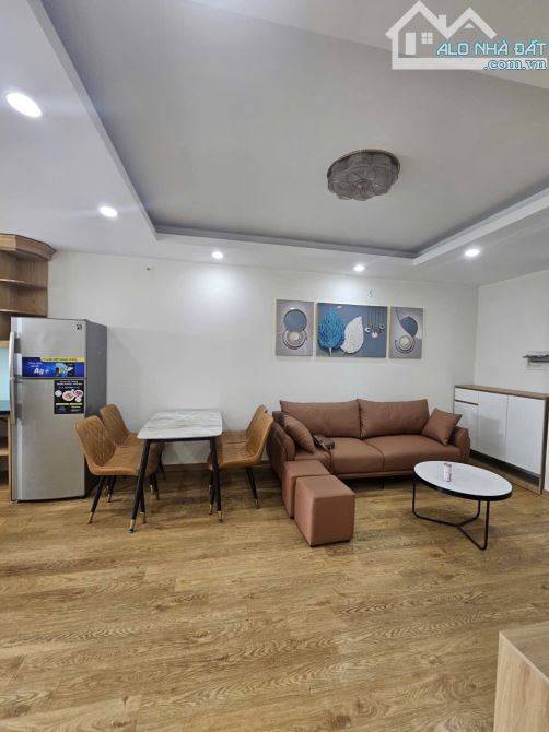 cho thuê chung cư Thăng Long Yên Hòa, 85m2, 2 phòng ngủ đầy đủ nội thất 14.5 triệu